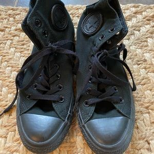 Black Converse